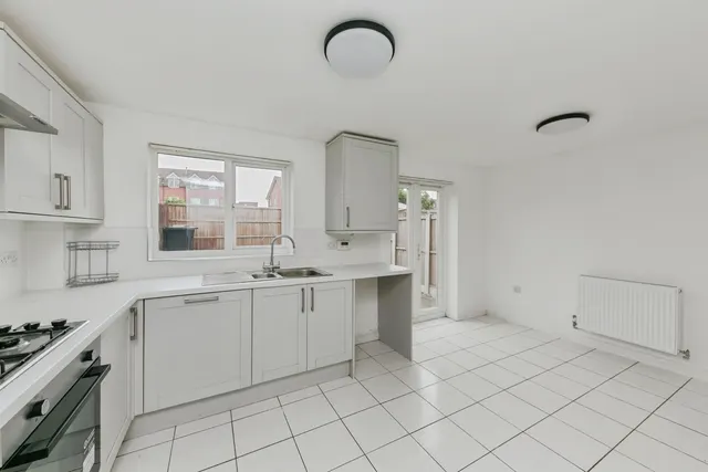 Photo 2 — Redwood Drive, Crewe, Cheshire, CW1