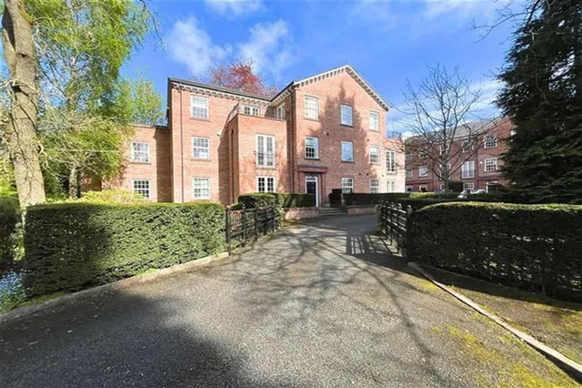 Cheswick Close, Sale, photo 1