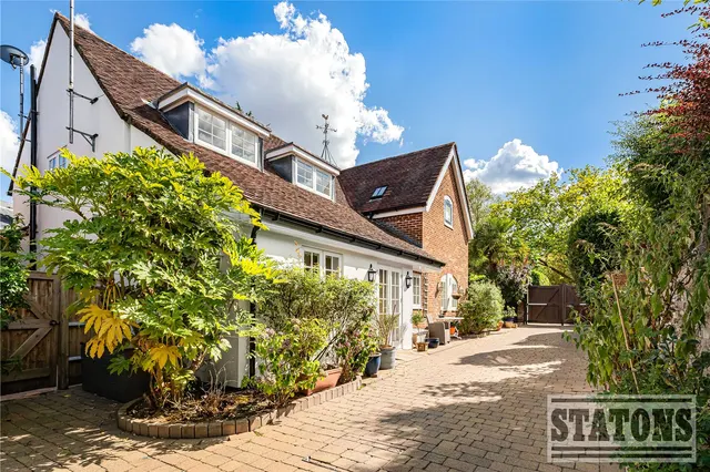 Dury Road, Hadley Green, Hertfordshire, EN5 5PU, photo 1