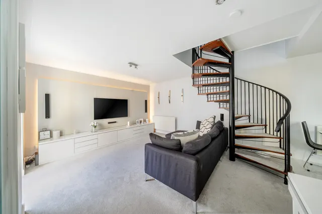 Photo 3 — Town Mill Mews, Hertford, SG14