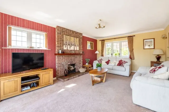 Photo 3 — Orchard Close, Wingrave, Buckinghamshire, HP22 4PP