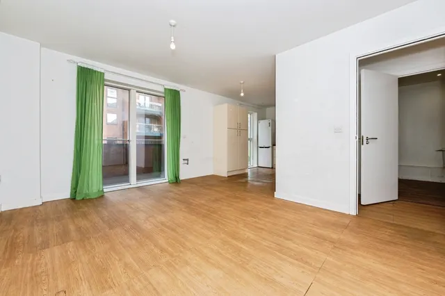 Callender Road, Erith, DA8, photo 2