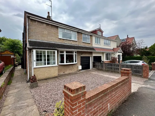 Lockwood Avenue, Poulton-Le-Fylde, photo 1