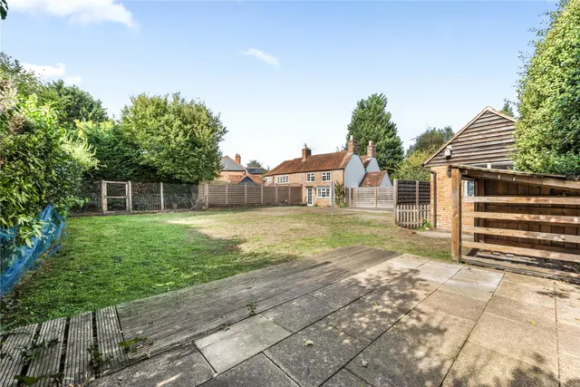 Dawney Hill, Pirbright, GU24, photo 2