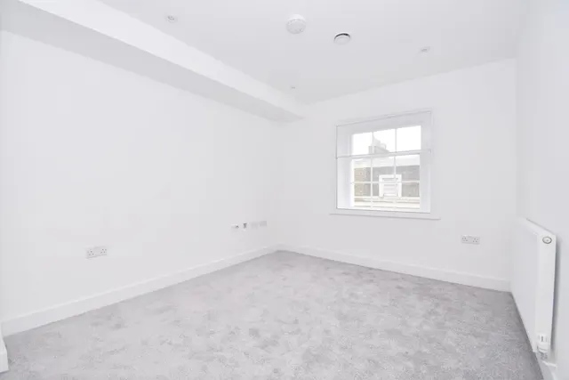 Harmer Street, Gravesend, DA12, photo 3