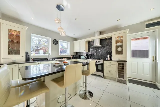 Durham Drive, Deepcut, GU16, photo 2