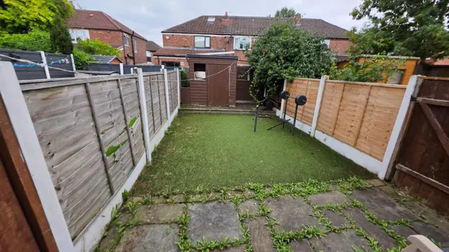 Holyoake Street, Droylsden, M43, photo 2
