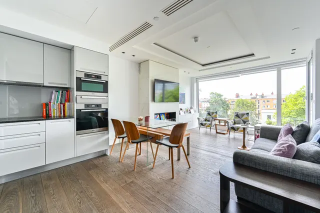 Flat 32, Wolfe House, London, photo 1
