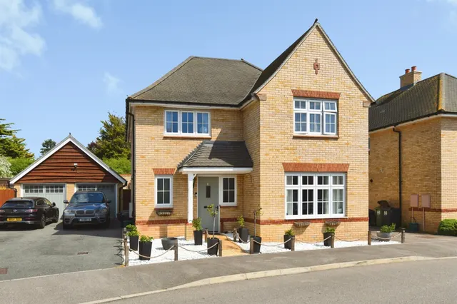 Broomfield Way, Braintree, photo 1