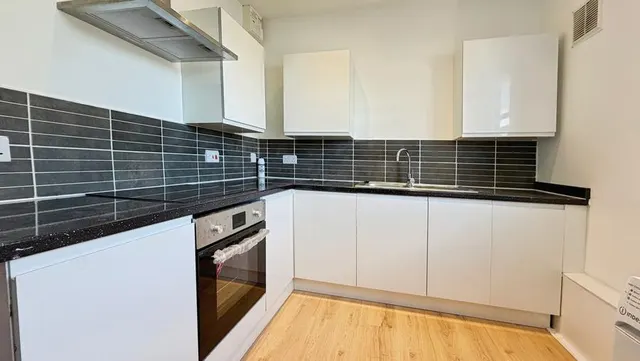Hambridge Road, Newbury, RG14, photo 3