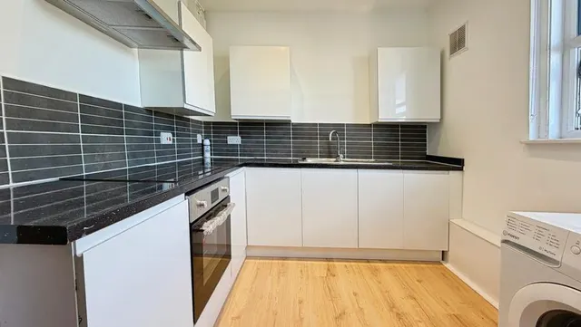 Hambridge Road, Newbury, RG14, photo 1