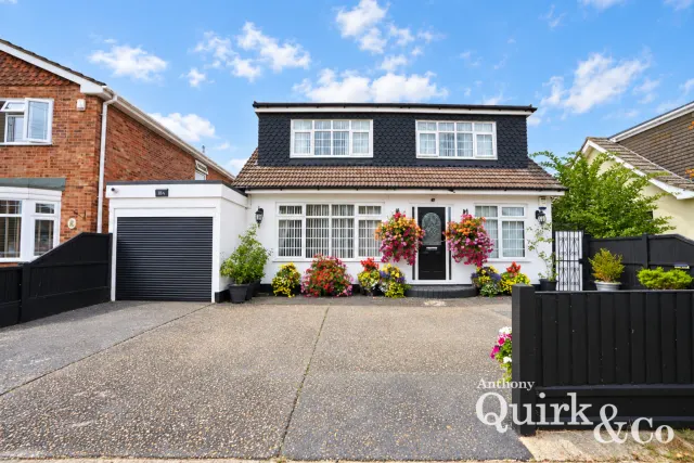 Runnymede Road, Canvey Island, SS8, photo 1