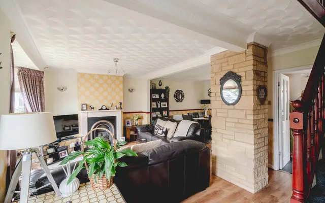 Neville Road, Bristol, BS15, photo 2