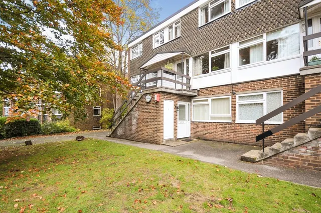 Lubbock Road, Chislehurst, BR7 5QR, photo 1