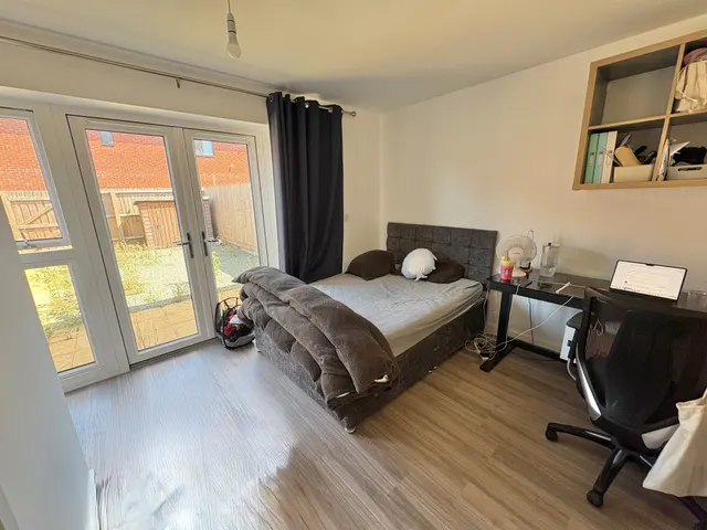 Shrub Leaze, Stoke Gifford, BS34, photo 2