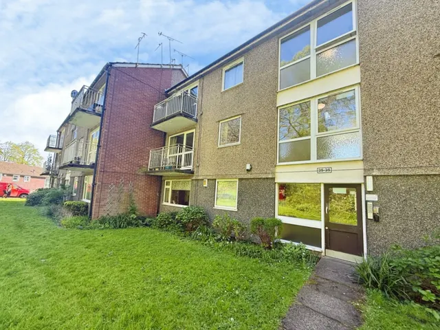 Cliffe Gardens, Shipley, photo 1