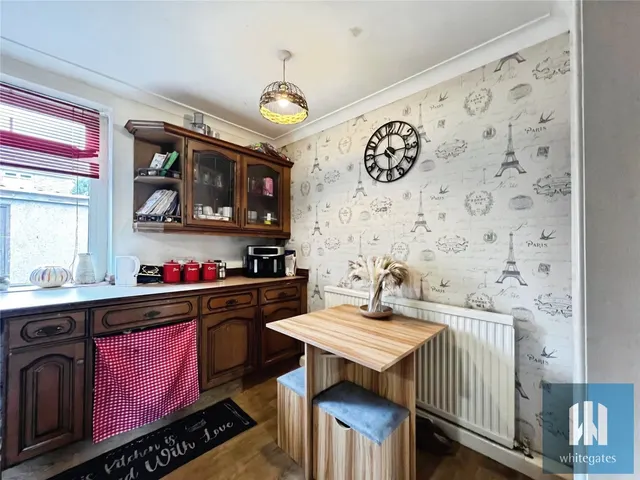 Broadlands, Meltham, HD9, photo 3