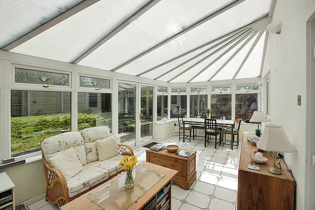 Photo 3 — Cade Close, Stoke Gifford, Bristol, Gloucestershire, BS34