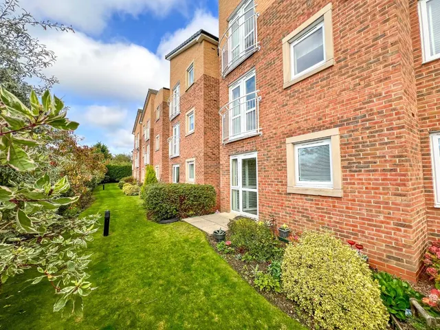 Camsell Court, Framwellgate Moor, DH1, photo 1