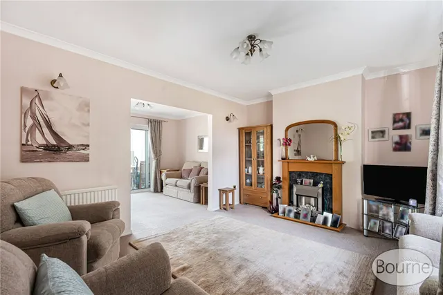 Paxton Gardens, Woodham, GU21, photo 3