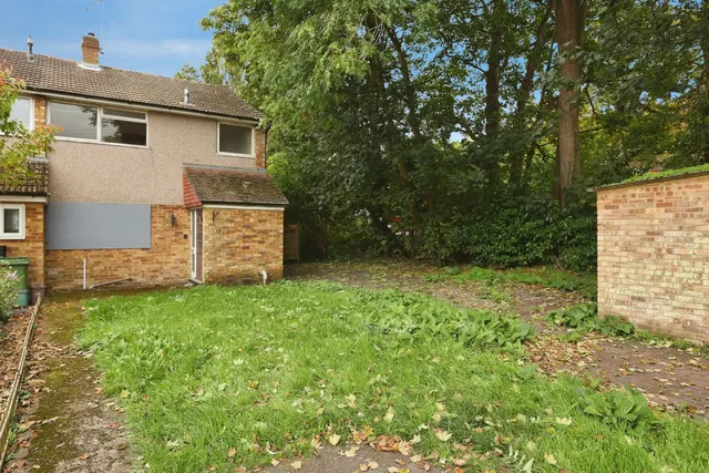 Willow Way, High Wycombe, photo 1