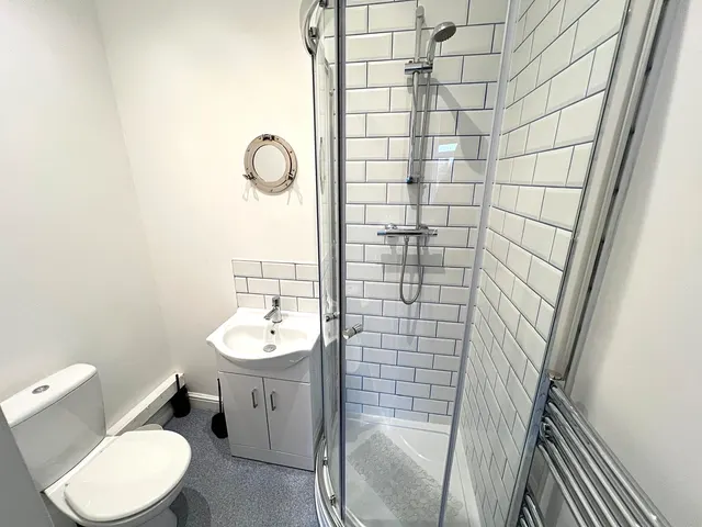 Deansgrove, Grimsby, DN32, photo 3