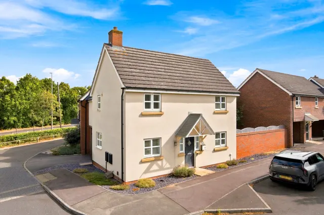 Empress Matilda Gardens, Old Wolverton, Milton Keynes, Milton Keynes, MK12 5FZ, photo 1