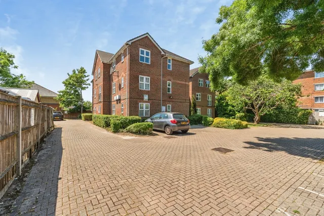 Shirley Road, Southampton, SO15, photo 1