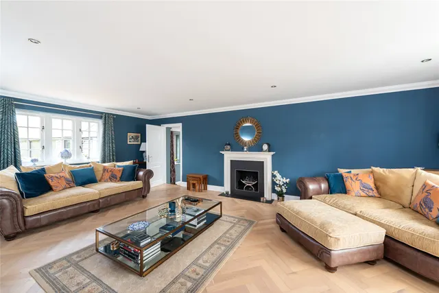 Main Road, Biddenham, MK40, photo 2