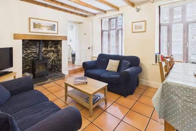 Bank Terrace, Bowness-on-Windermere, LA23, photo 3