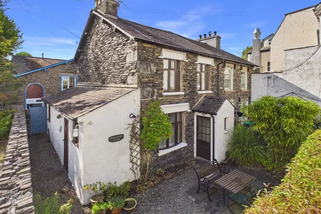 Bank Terrace, Bowness-on-Windermere, LA23, photo 1