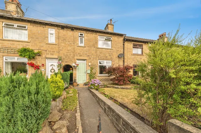 Bradshaw Road, Honley, HD9, photo 1
