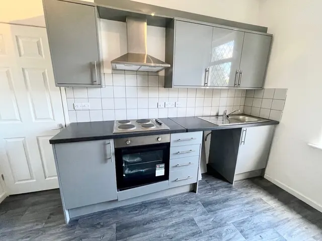 Balne Avenue, Wakefield, photo 1