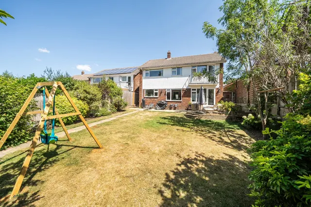 Photo 3 — Warwick Close, BR6