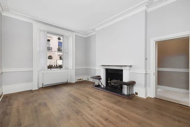 Photo 3 — Chester Row, Knightsbridge, London
