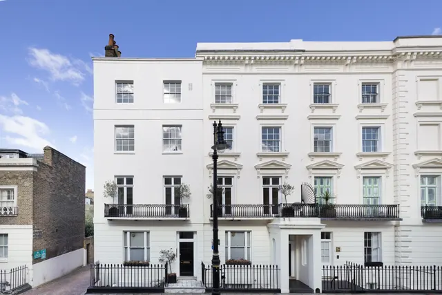 Chester Row, Knightsbridge, London, photo 1