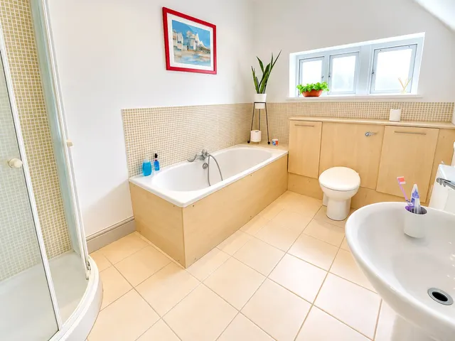 Longfield Terrace, Ilfracombe, EX34, photo 3