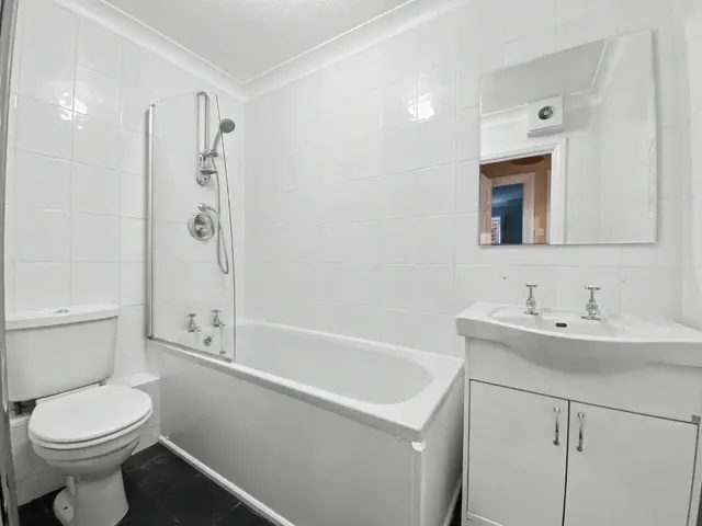 Osborne Road, Windsor, photo 3