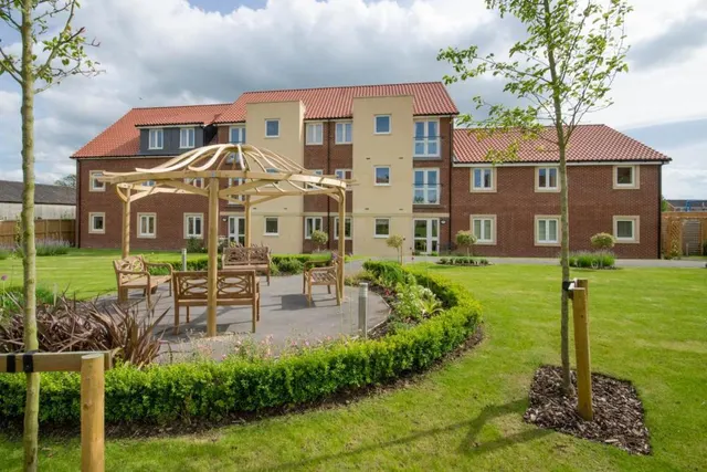 Railway Road, Ilkley, LS29, photo 1