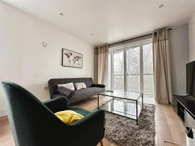 Ryemead Boulevard, High Wycombe, HP11, photo 2