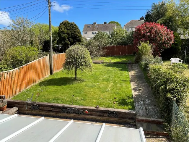 West Street, Wroxall, PO38, photo 2