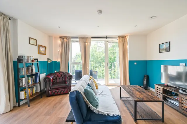 Flat 5, 41 Mahindra Way, London, photo 1