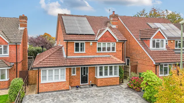 Kempshott Grove, Basingstoke, RG22, photo 1