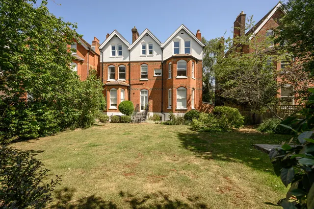 Lingfield Road, Wimbledon Village, SW19, photo 2