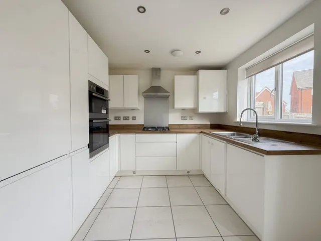Vale View Road, Sproughton, IP8, photo 2