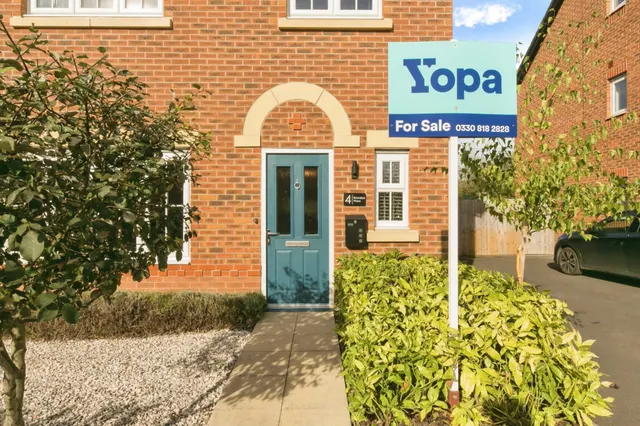 Rowallan Place, Crewe, CW1, photo 1