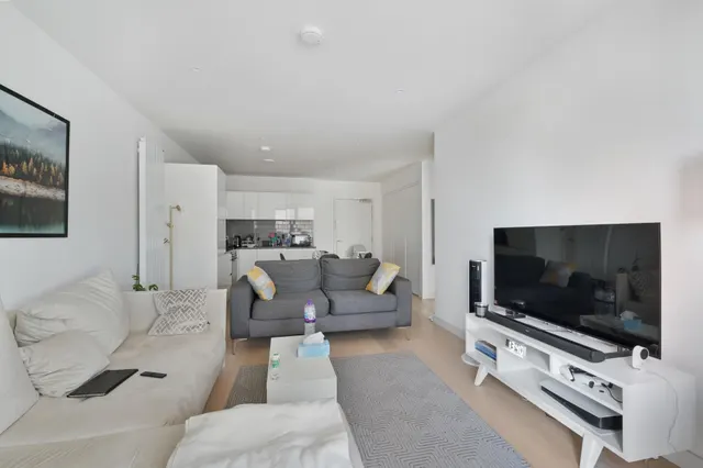 John Cabot House, Royal Wharf, E16, photo 1