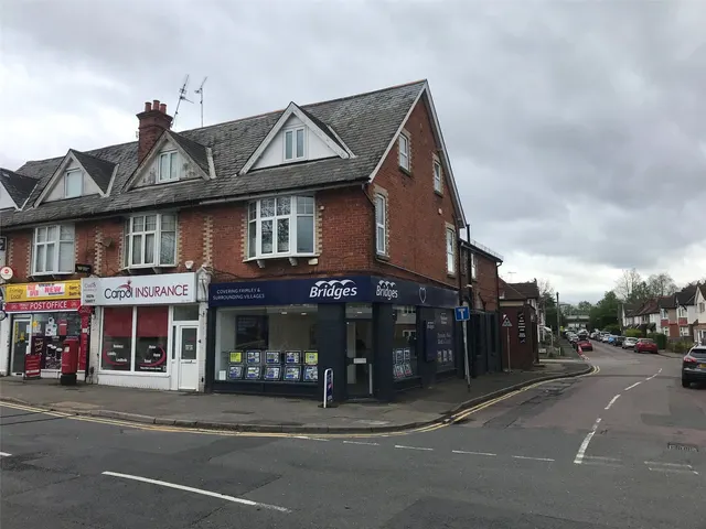 High Street, Frimley, Camberley, Surrey, GU16 7JE, photo 1