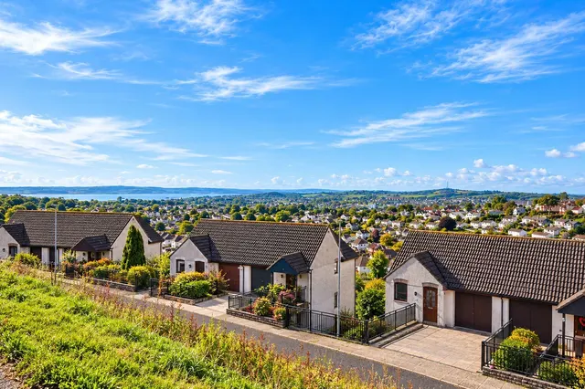 Southern Close, Torquay, TQ2