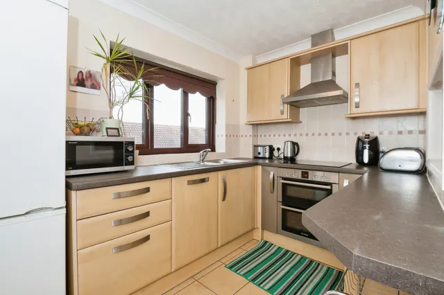 Lower Common Road, West Wellow, SO51, photo 2